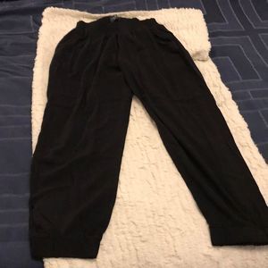 Cute rayon American Eagle pants Size M!